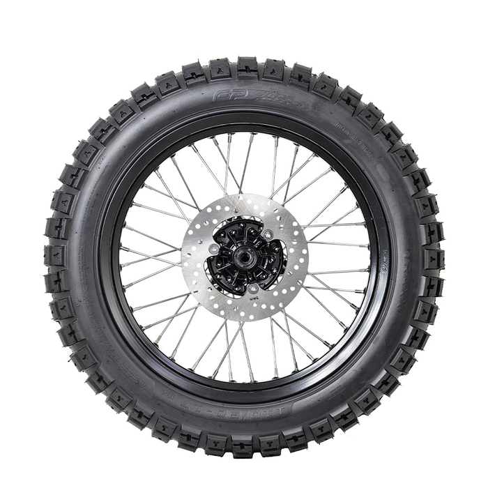 Detalle de taches FP Traxx 110/90-17 TL