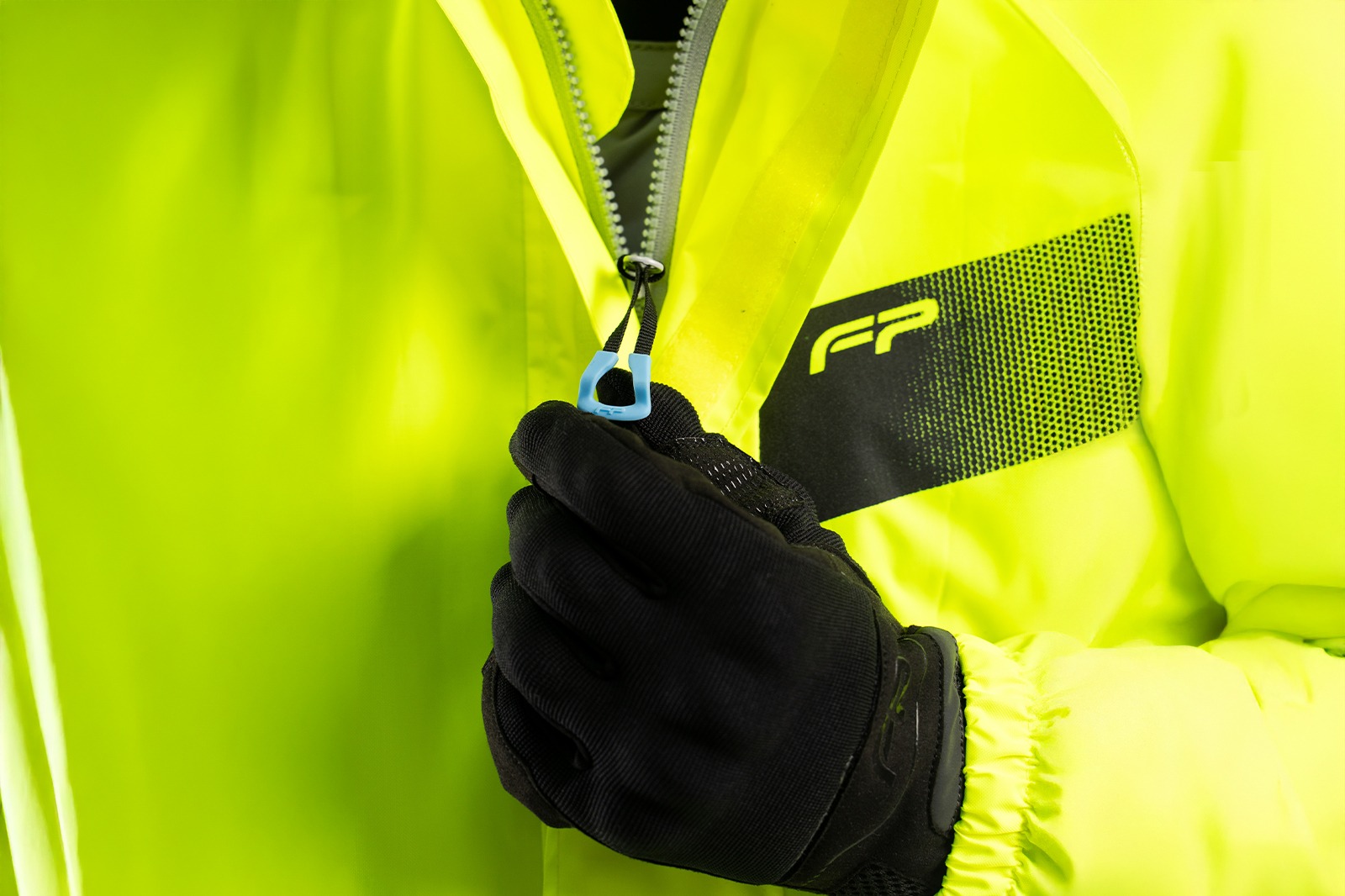 cierre impermeable con puller azul