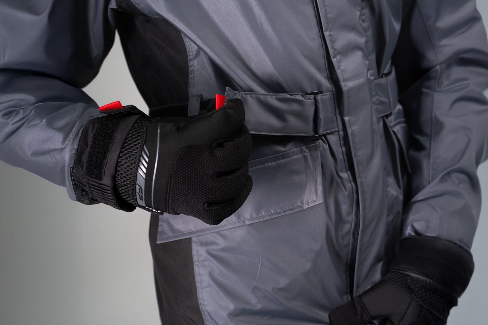 Ajuste de cintura en impermeable de mujer para moto