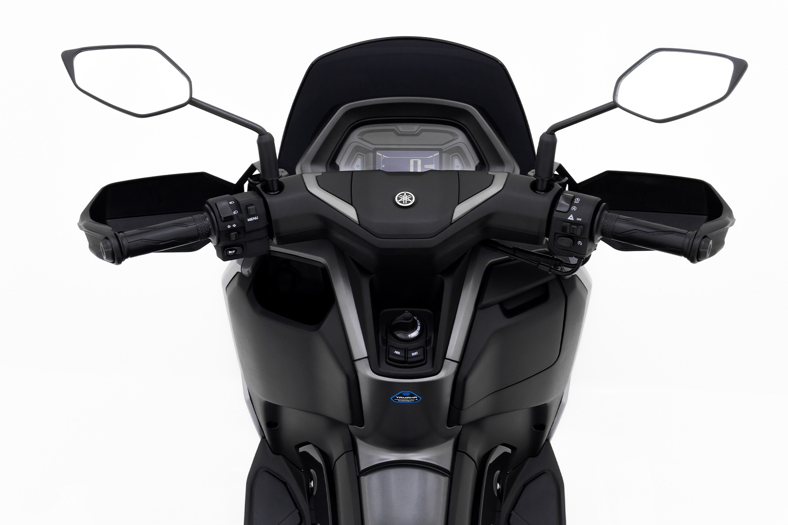 NMax con Protectores de Manos