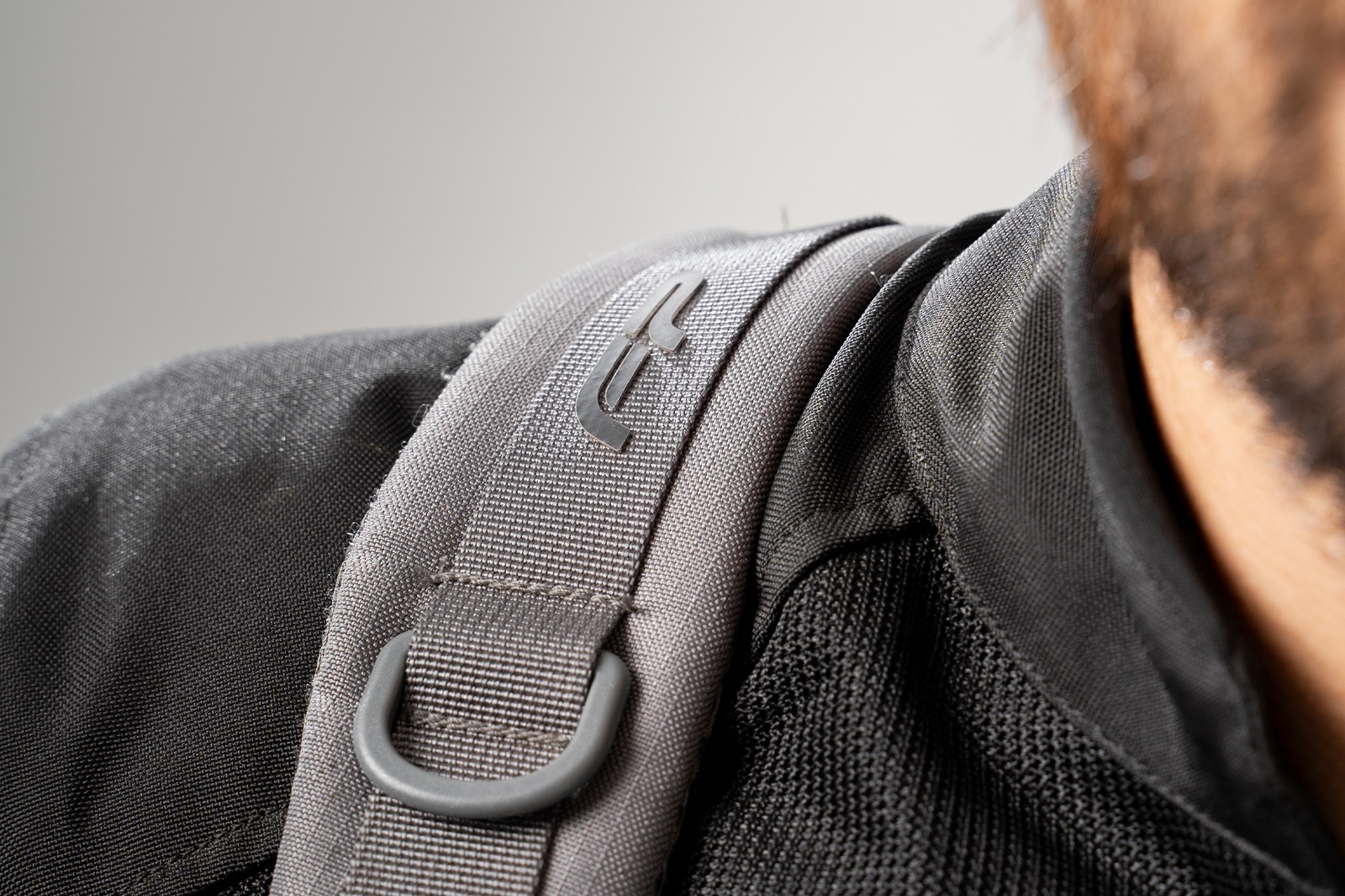 Morral taktical t25 gris