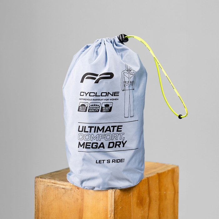 Bolso para cargar impermeable de dama