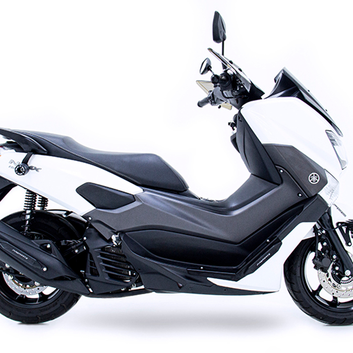 Yamaha NMax Blanca