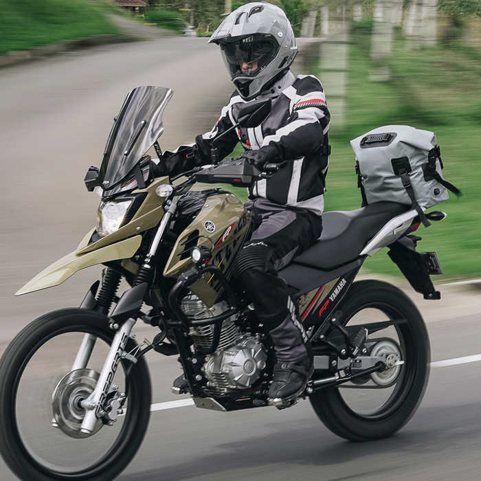 Yamaha XTZ 150 Viajando