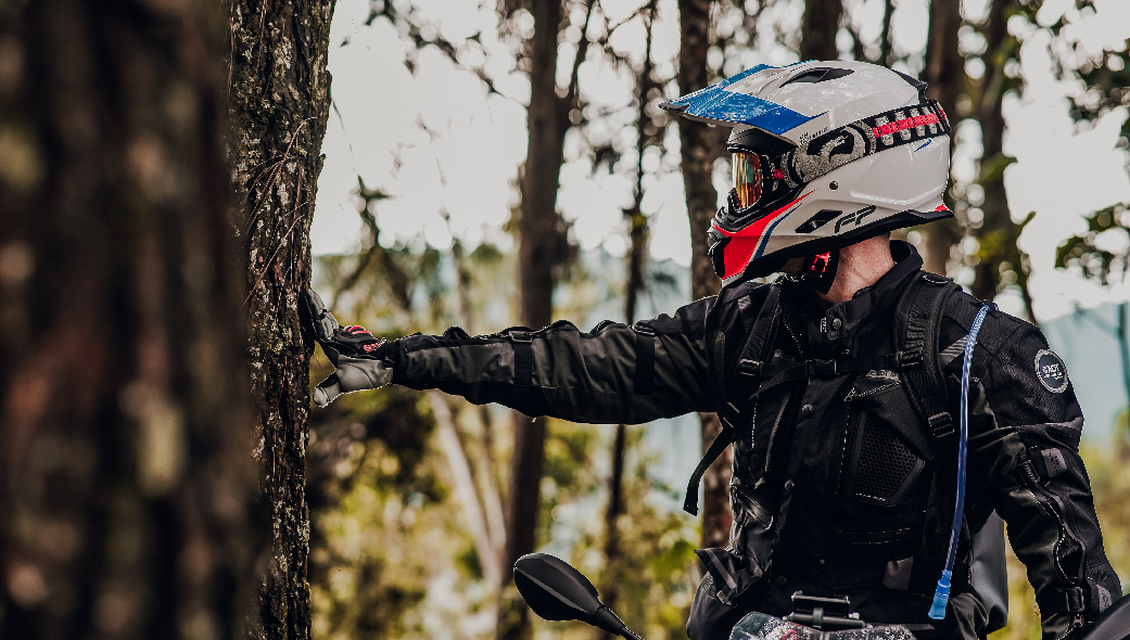 Cómo elegir el casco de moto adecuado