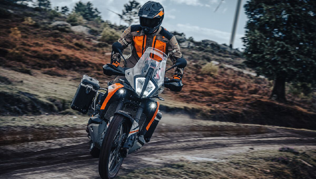 La renovada KTM 890 Adventure