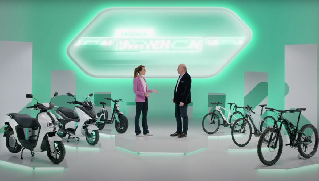 Yamaha debutó en el mundo de scooters y bicicletas eléctricas