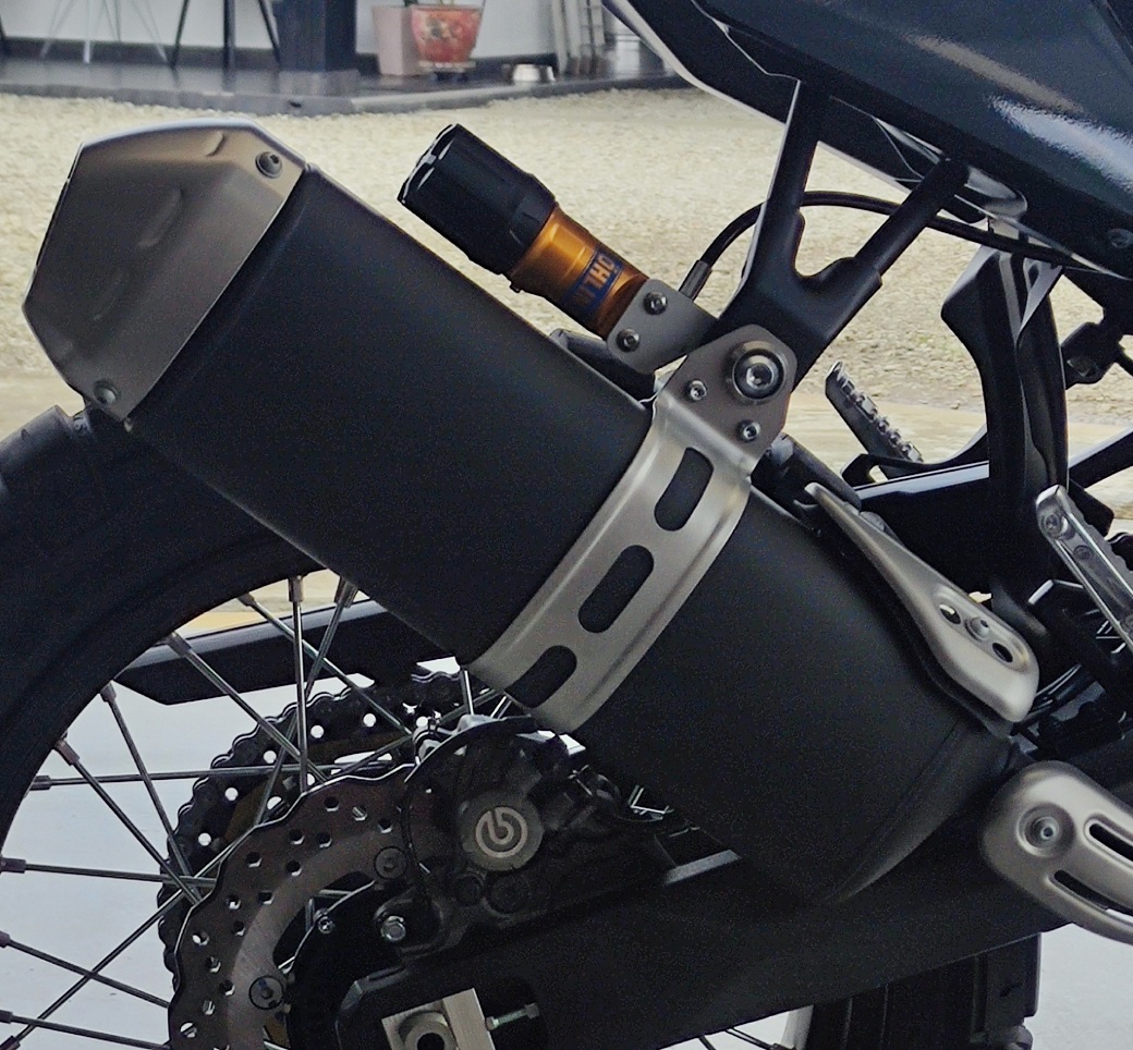 Exosto original Yamaha T700