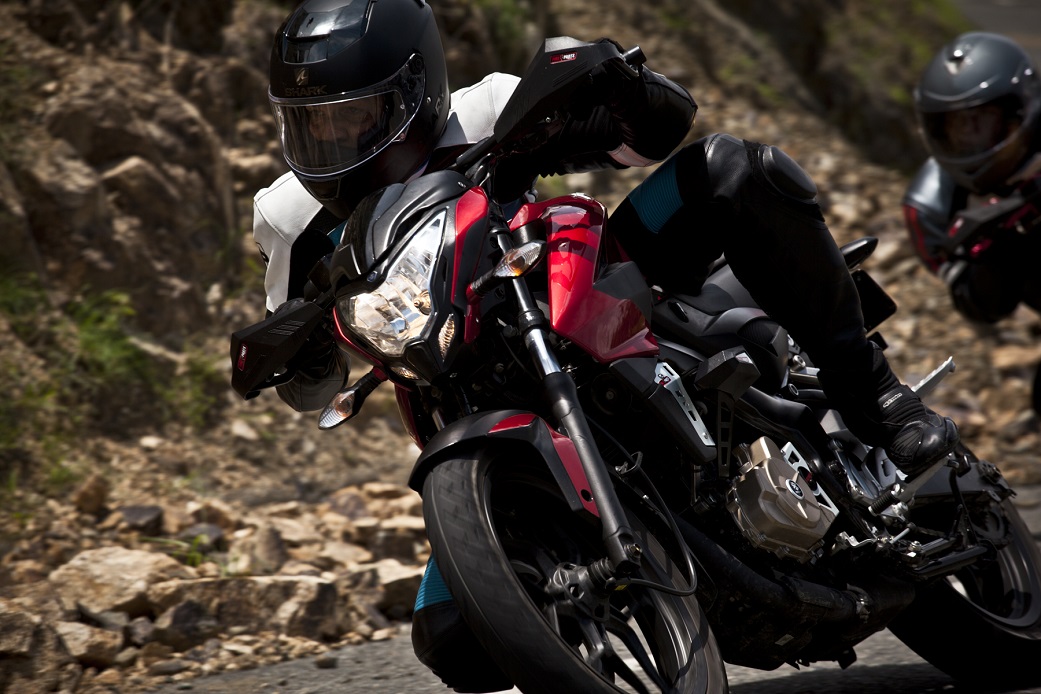 Sliders Pulsar 200 NS