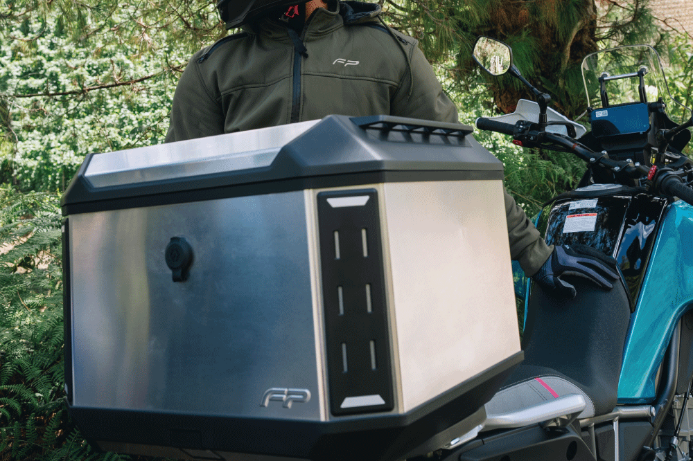 Atributos de la maleta superior para moto