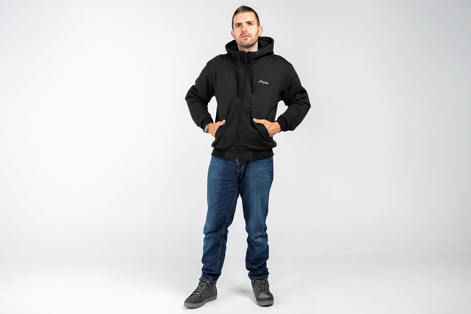 CHAQUETA BUSO KLEVAS STREET
chaquetas para moto
proteccion para moto
ropa para moto
ropa moto
chaqueta proteccion moto
impermeable para moto
chaqueta moto
chaqueta moto hombre
chaqueta moto mujer
rodilleras para moto
chaqueta para moto
pantalo