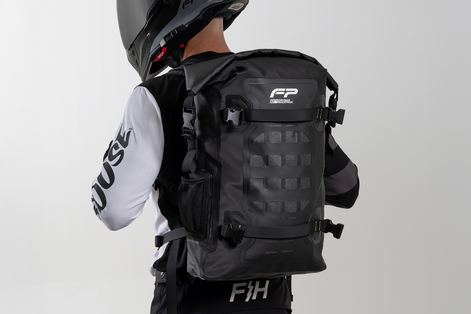 Morral Dry Bag B25 Negro impermeable para moto viajeros