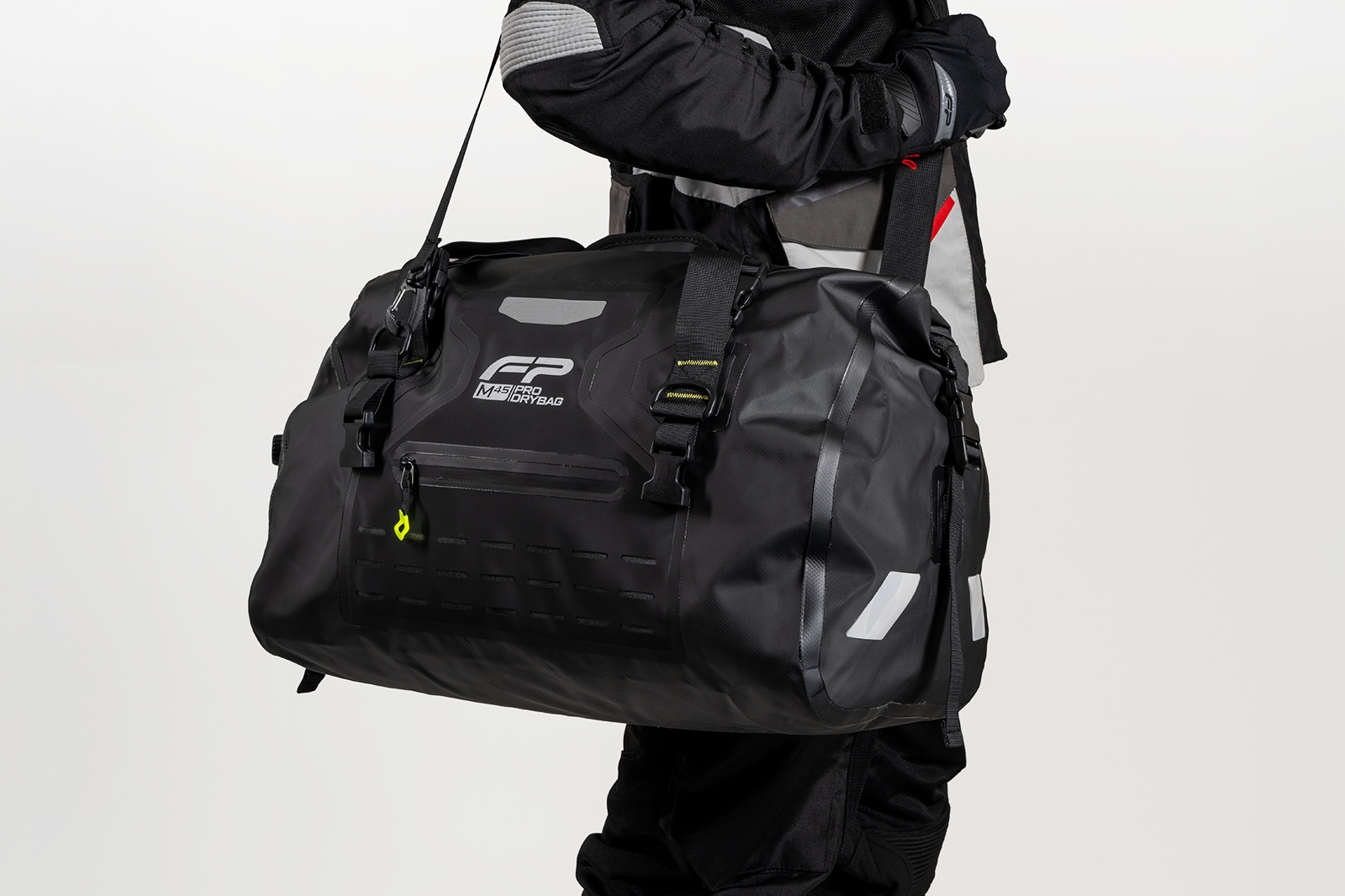 Maleta Dry Bag M45 C3 Negro impermeable 45L