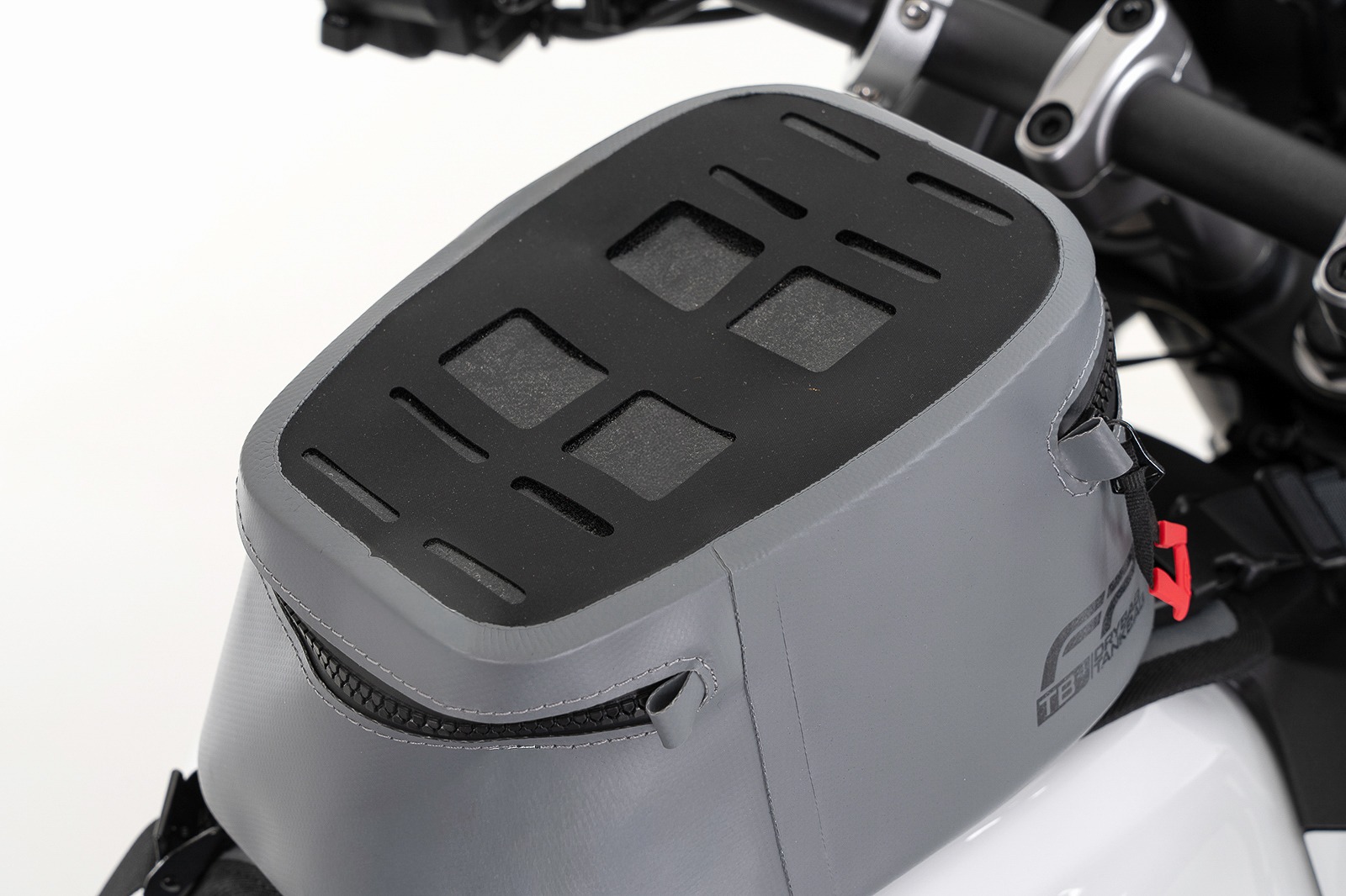 Tankbag FP gris con base de textil suave para la moto