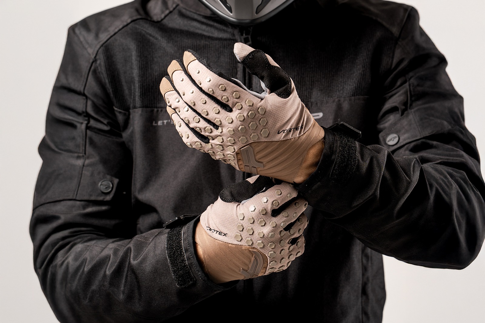 guantes de enduro y motocross en color cafe