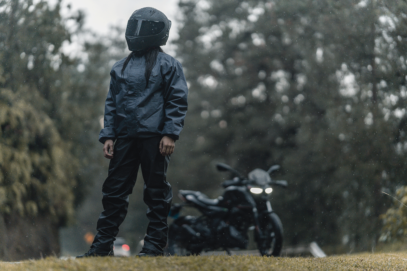 Impermeable tornado negro verde / nueva colección
