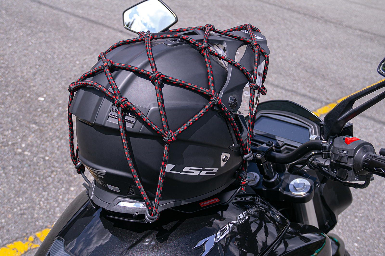 Cascos en Soporte 